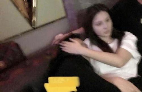 狗仔爆料女爱豆是谁啊视频,揭秘女爱豆身份之谜  第3张 狗仔爆料女爱豆是谁啊视频,揭秘女爱豆身份之谜  第3张