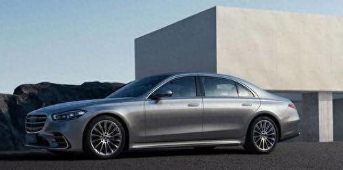 奔驰爆料博主视频,博主视频深度解析品牌魅力与细节