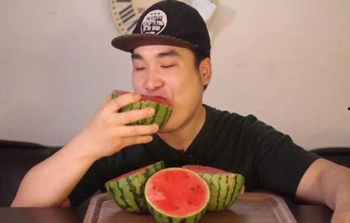 网红吃瓜网站在线看直播,揭秘娱乐圈幕后故事 第3张 网红吃瓜网站在线看直播,揭秘娱乐圈幕后故事 第3张