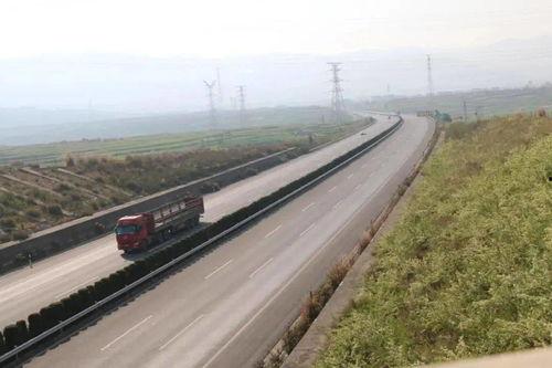 曲靖高速最新爆料,揭秘工程进展与挑战  第1张