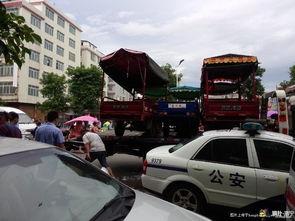 爆料玉福路口被抓视频是真的吗  第2张