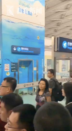 爆料大连机场视频最新版,揭秘现场实况与幕后故事 第3张 爆料大连机场视频最新版,揭秘现场实况与幕后故事 第3张