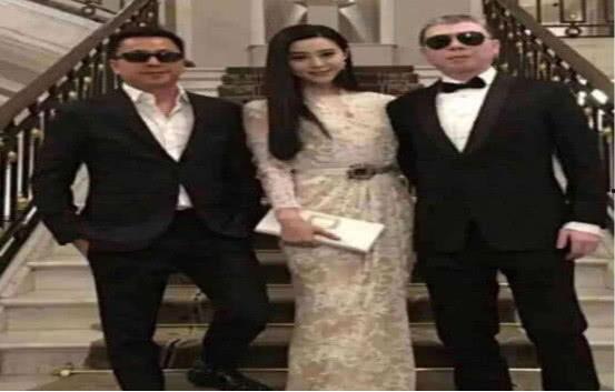 本周娱乐圈最新吃瓜新闻,明星奇闻轶事大揭秘!